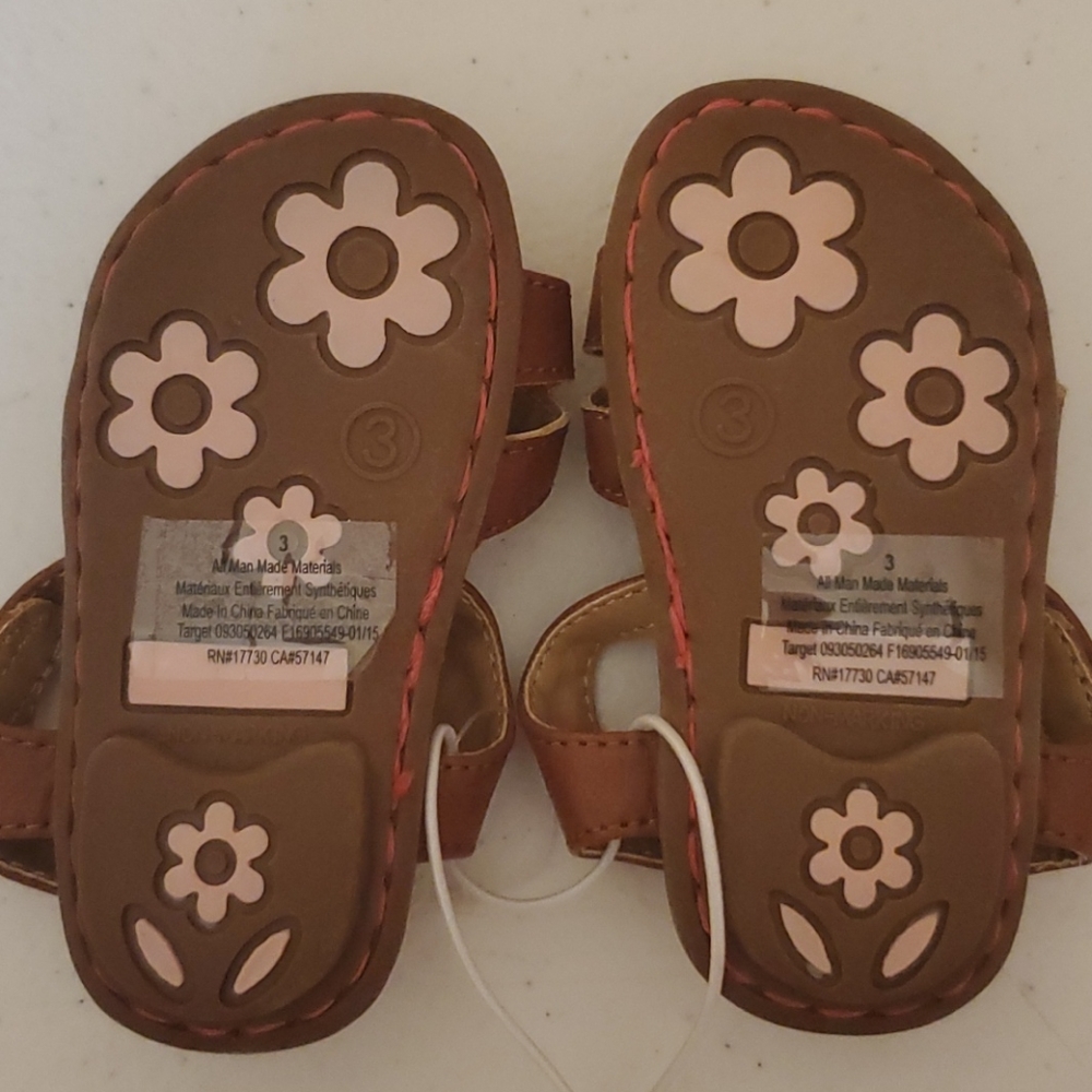 Baby Floral Sandals - Picture 2 of 3